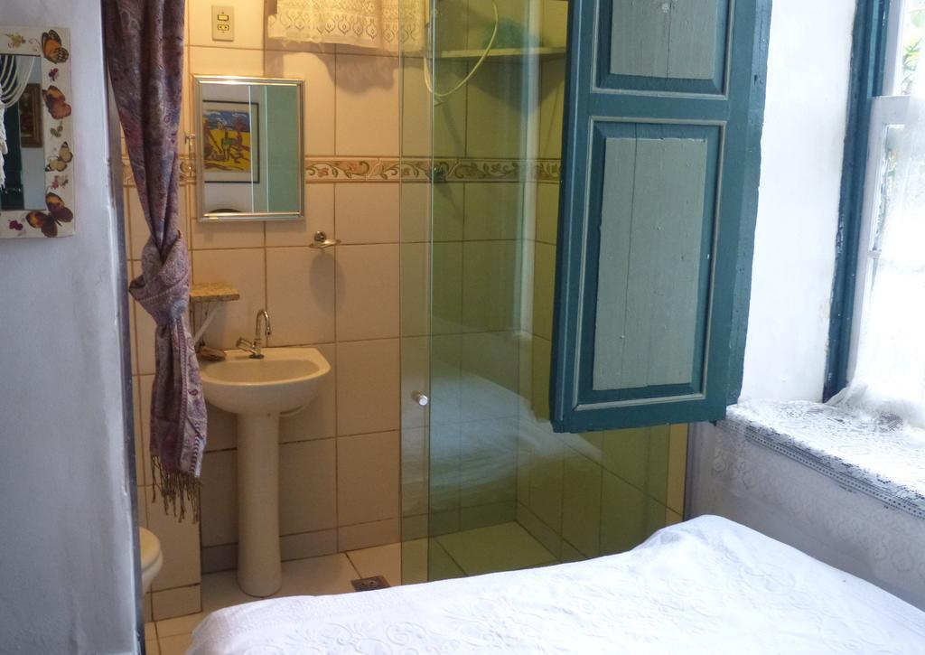Pouso Das Glicinias - B&B Оро Прето Екстериор снимка